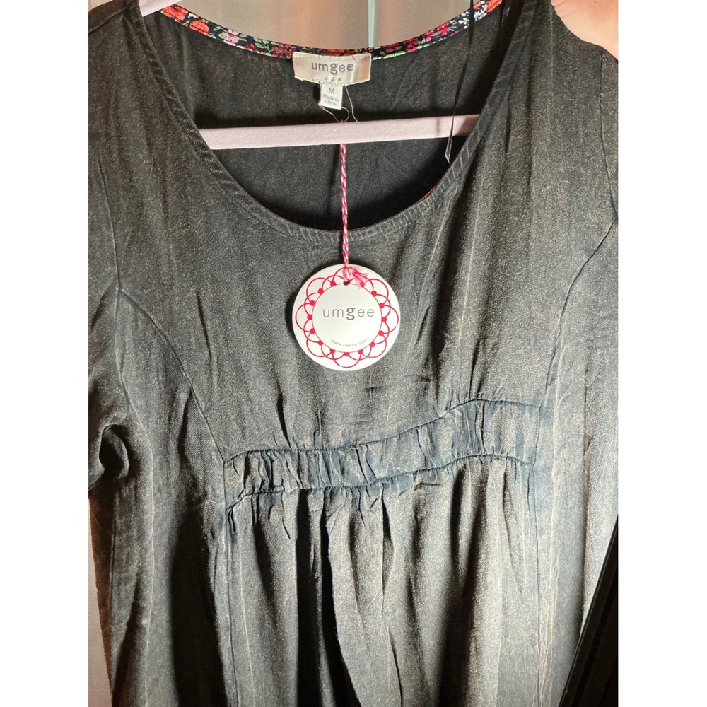 Umgee USA Gray Dress Medium Short Sleeve Frayed Hem Floral Lined Casual